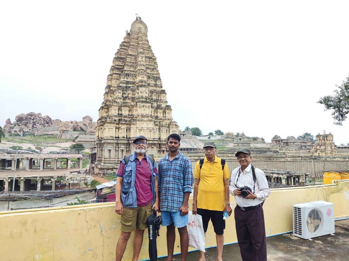 Temple View Guest House Hampi Bagian luar foto
